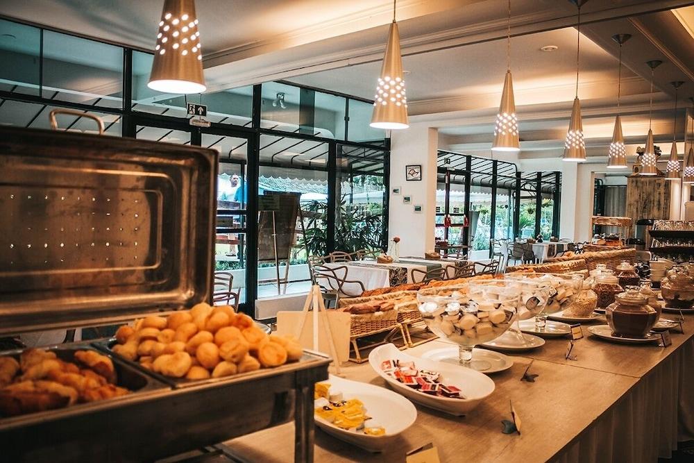 Wembley Inn Hotel 우바투바 외부 사진
